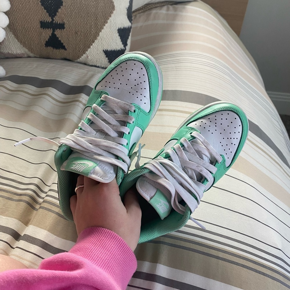 Nike low dunks